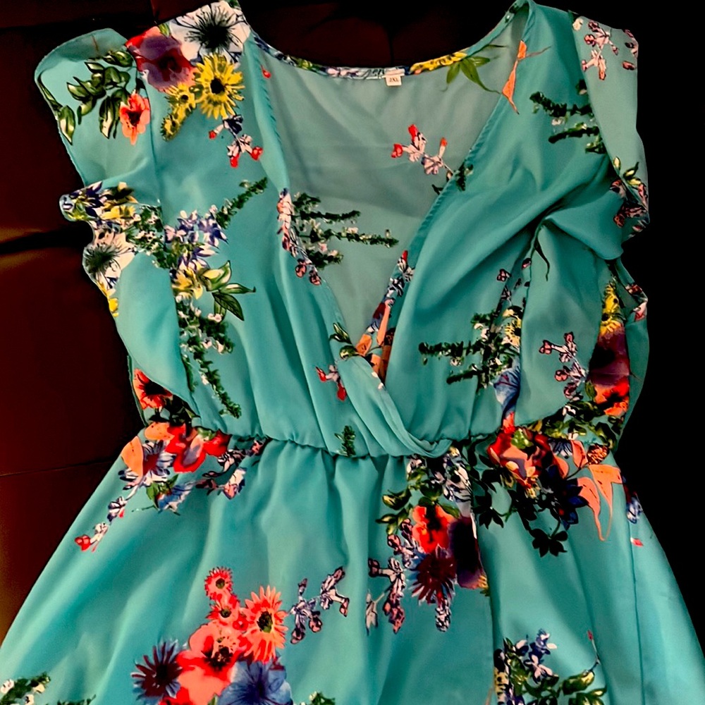 Gorgeous summer dress that flows in the wind